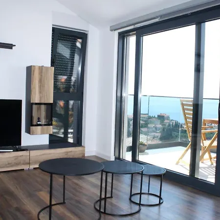 Penthouse Pablo *